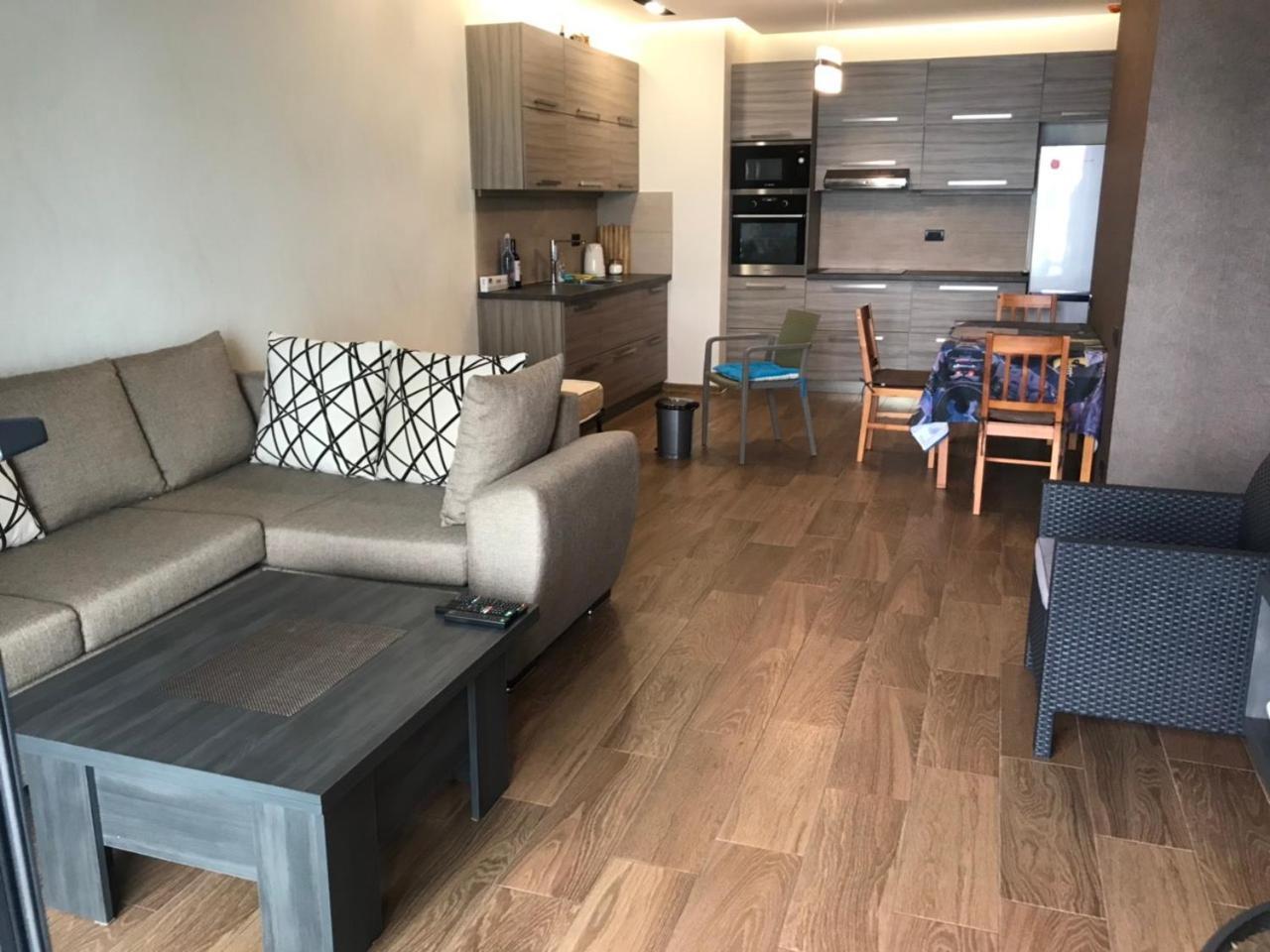 Premium Apartment In Porta Batumi Tower מראה חיצוני תמונה